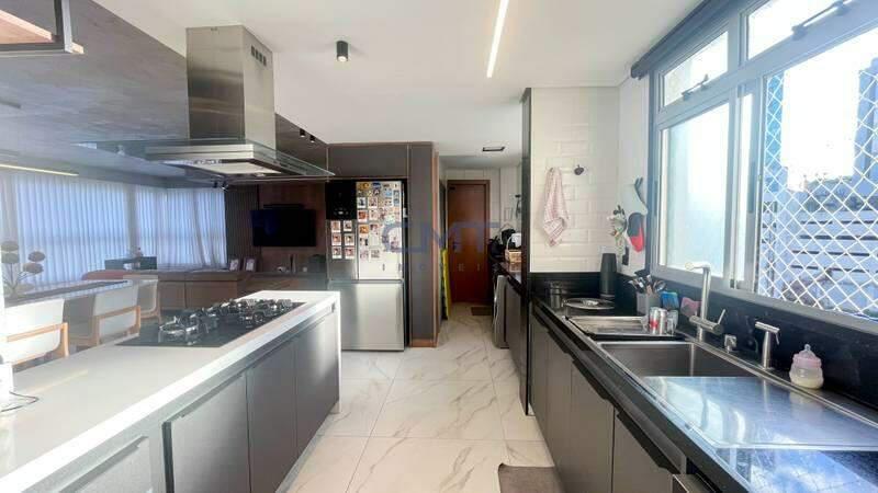 Apartamento, Luxemburgo, 3 Quartos, 4 Vagas, 2 Suítes
