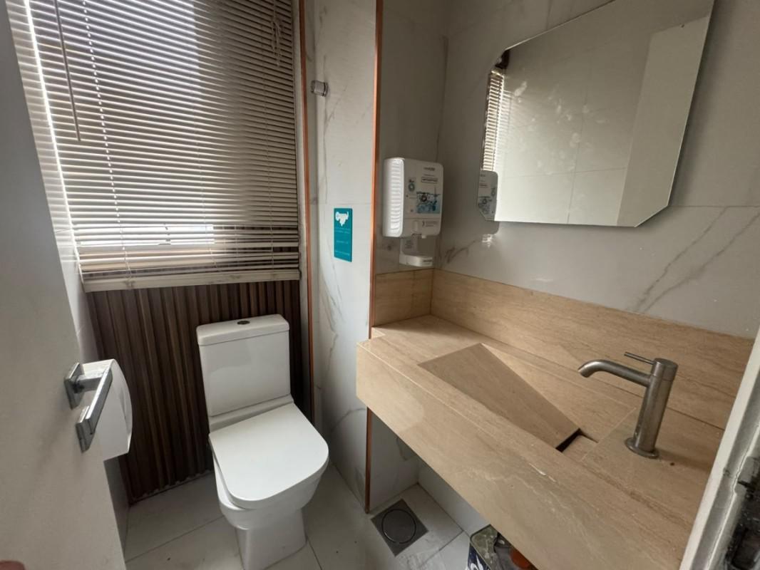 Sala, Savassi, 0 Quarto, 2 Vagas