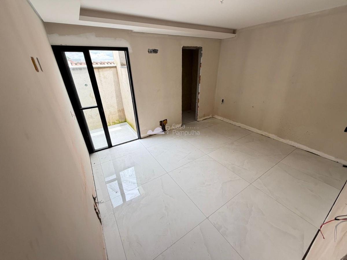 Casa, Planalto, 4 Quartos, 4 Vagas, 1 Suíte