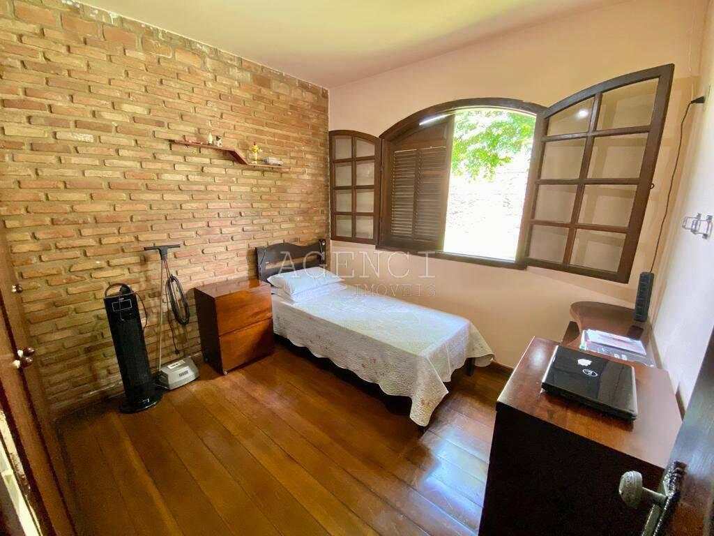 Casa, Bandeirantes (pampulha), 4 Quartos, 0 Vaga, 1 Suíte