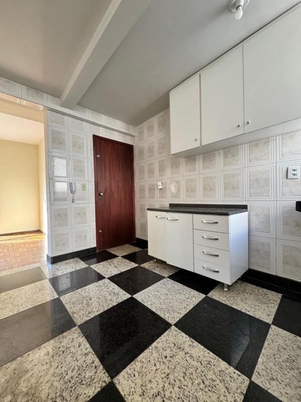 Apartamento, Sagrada Família, 2 Quartos, 1 Vaga