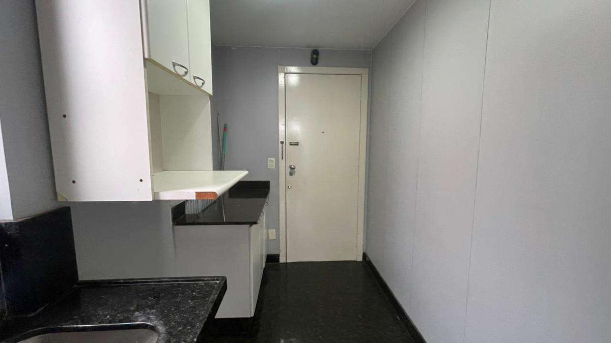 Cobertura, Funcionários, 3 Quartos, 2 Vagas, 1 Suíte