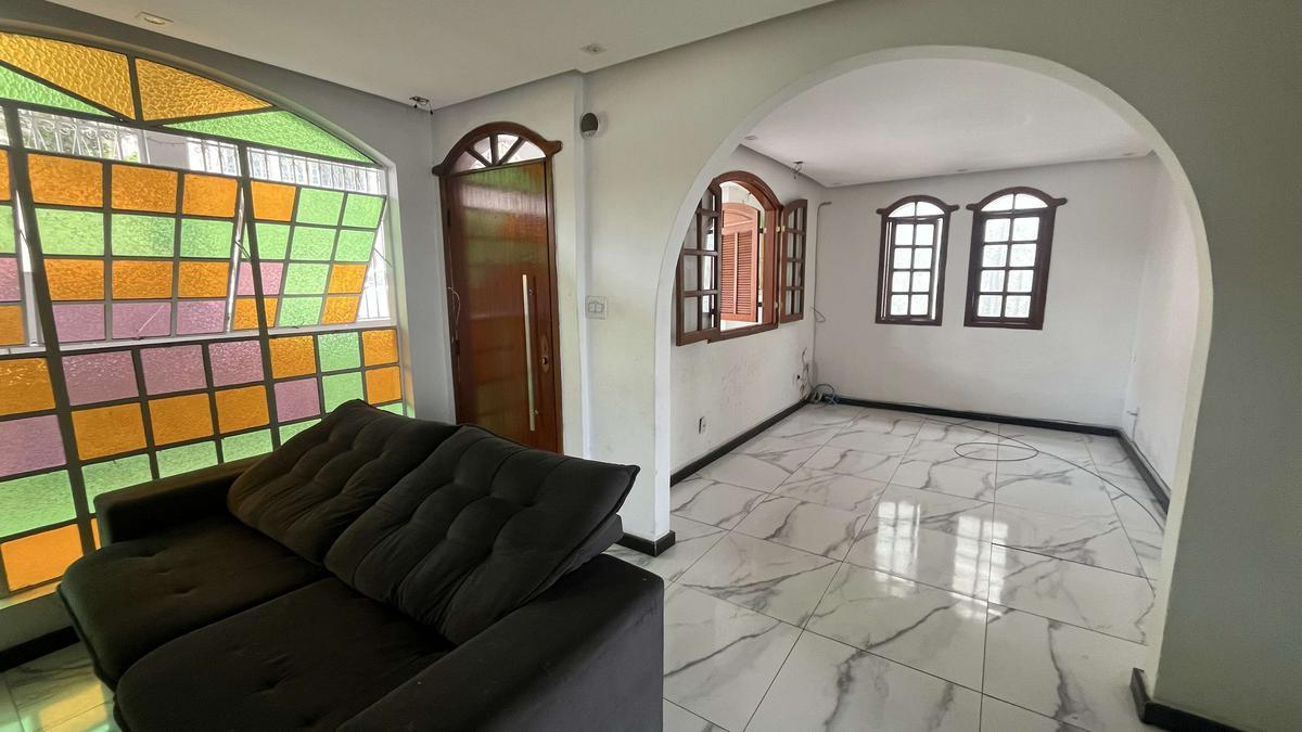 Casa, Alípio de Melo, 4 Quartos, 3 Vagas, 2 Suítes