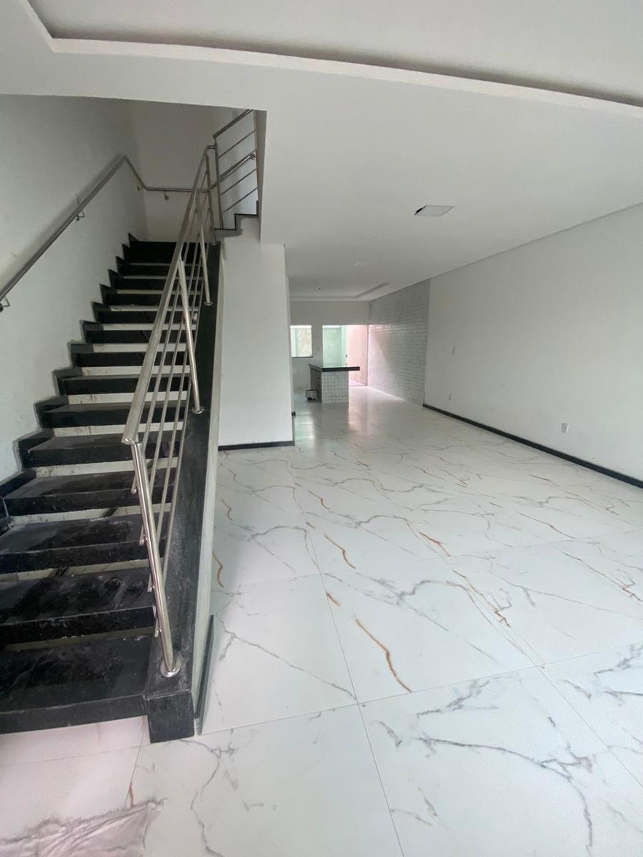 Casa, Três Barras, 3 Quartos, 2 Vagas, 1 Suíte