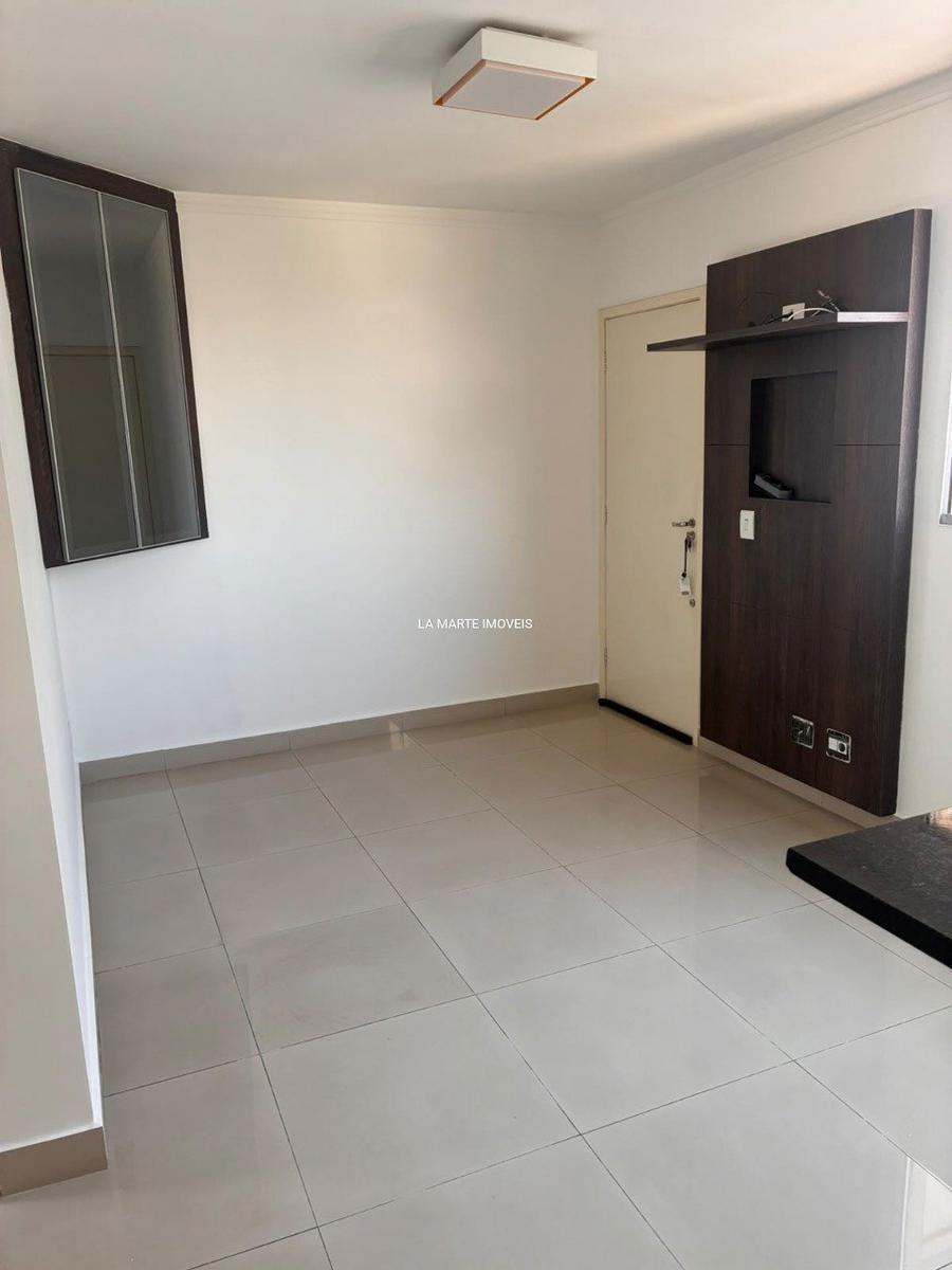 Apartamento, Santa Maria, 2 Quartos, 1 Vaga