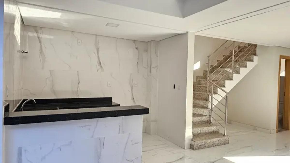 Casa, Santa Mônica, 3 Quartos, 2 Vagas, 1 Suíte