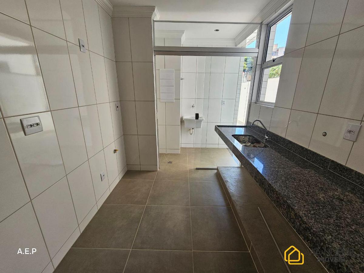 Apartamento, Jardim América, 3 Quartos, 3 Vagas, 1 Suíte