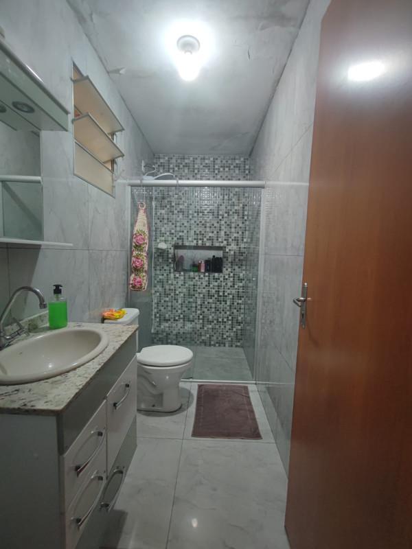 Casa, Industrial, 3 Quartos, 2 Vagas, 1 Suíte