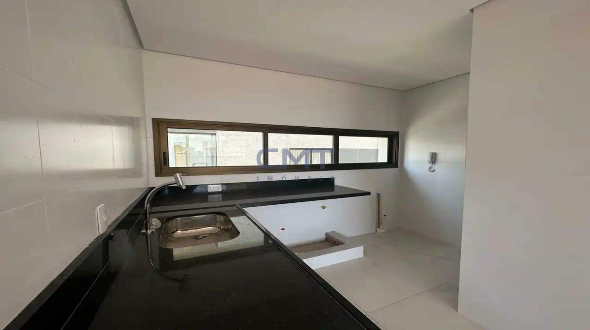 Apartamento, Serra, 2 Quartos, 2 Vagas, 2 Suítes