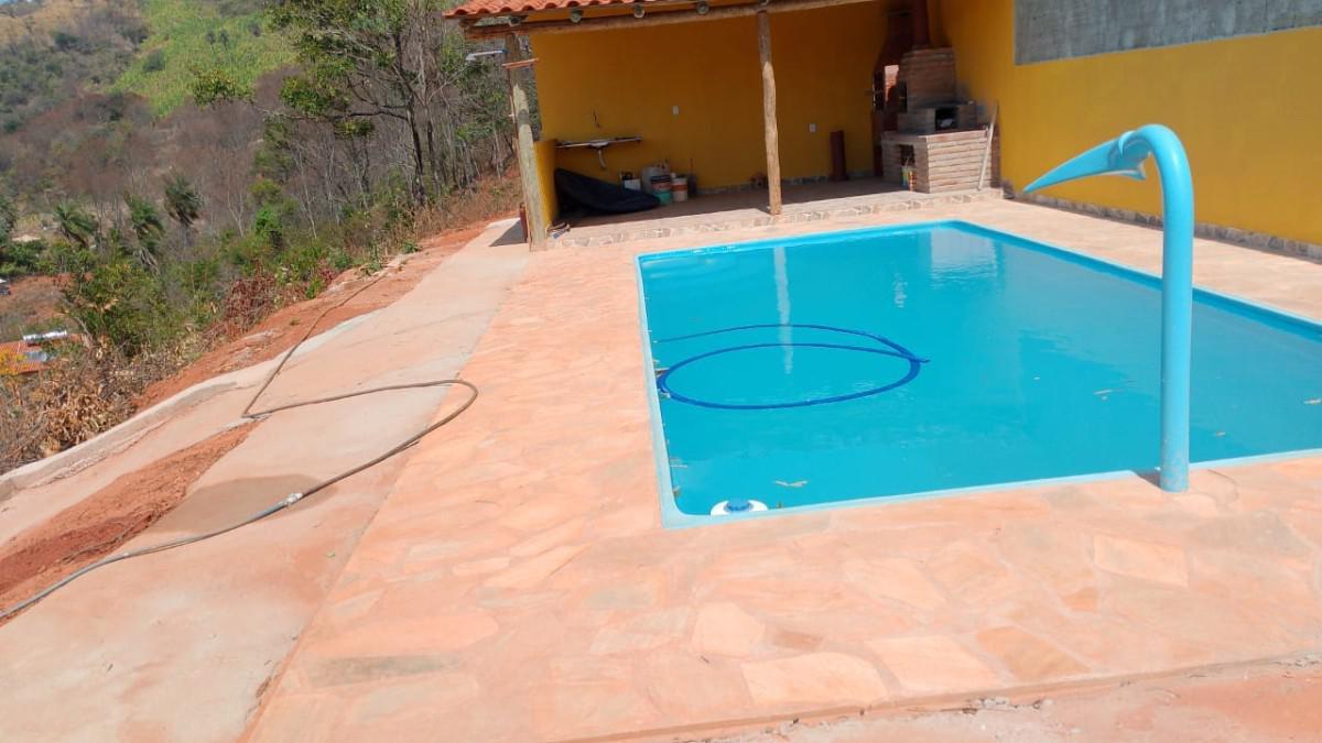 Fazenda, Ravena, 3 Quartos, 5 Vagas, 1 Suíte