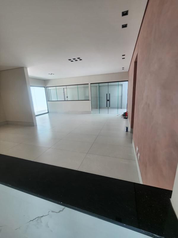 Casa, Conjunto Celso Machado, 3 Quartos, 8 Vagas, 2 Suítes