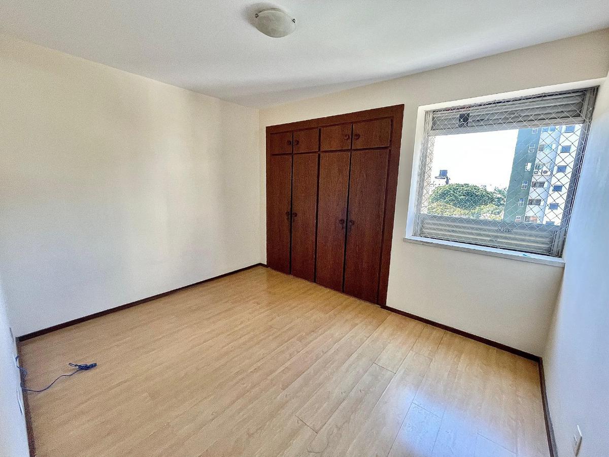 Apartamento, São José, 4 Quartos, 2 Vagas, 1 Suíte