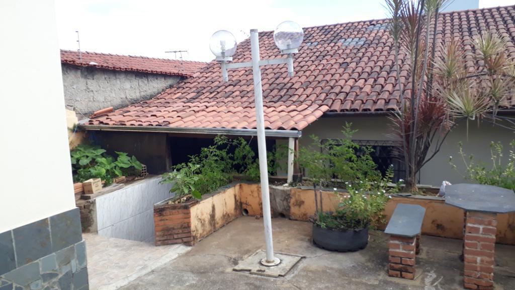 Casa, Floramar, 3 Quartos, 3 Vagas, 1 Suíte