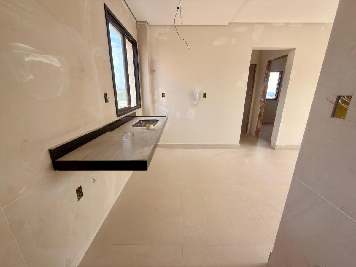 Apartamento, Liberdade, 2 Quartos, 1 Vaga, 1 Suíte