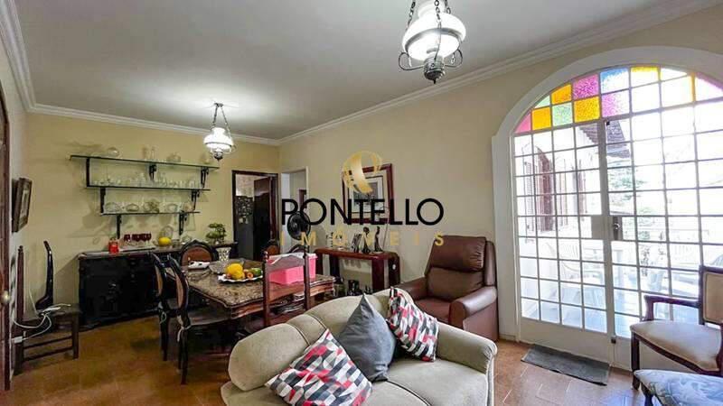 Casa, Cidade Nova, 7 Quartos, 2 Vagas, 1 Suíte