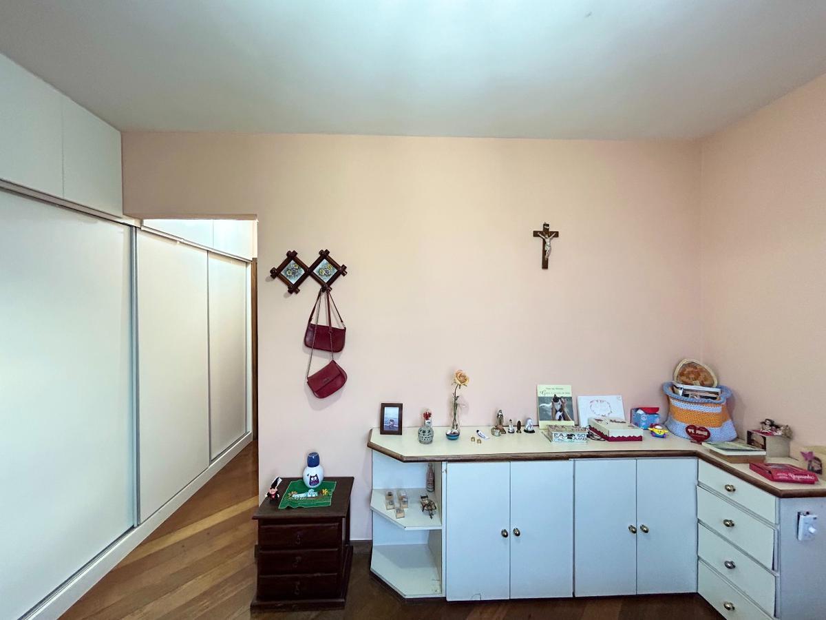 Apartamento, Sagrada Família, 4 Quartos, 2 Vagas, 1 Suíte