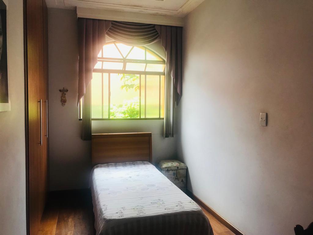 Casa, Tirol, 5 Quartos, 3 Vagas, 1 Suíte