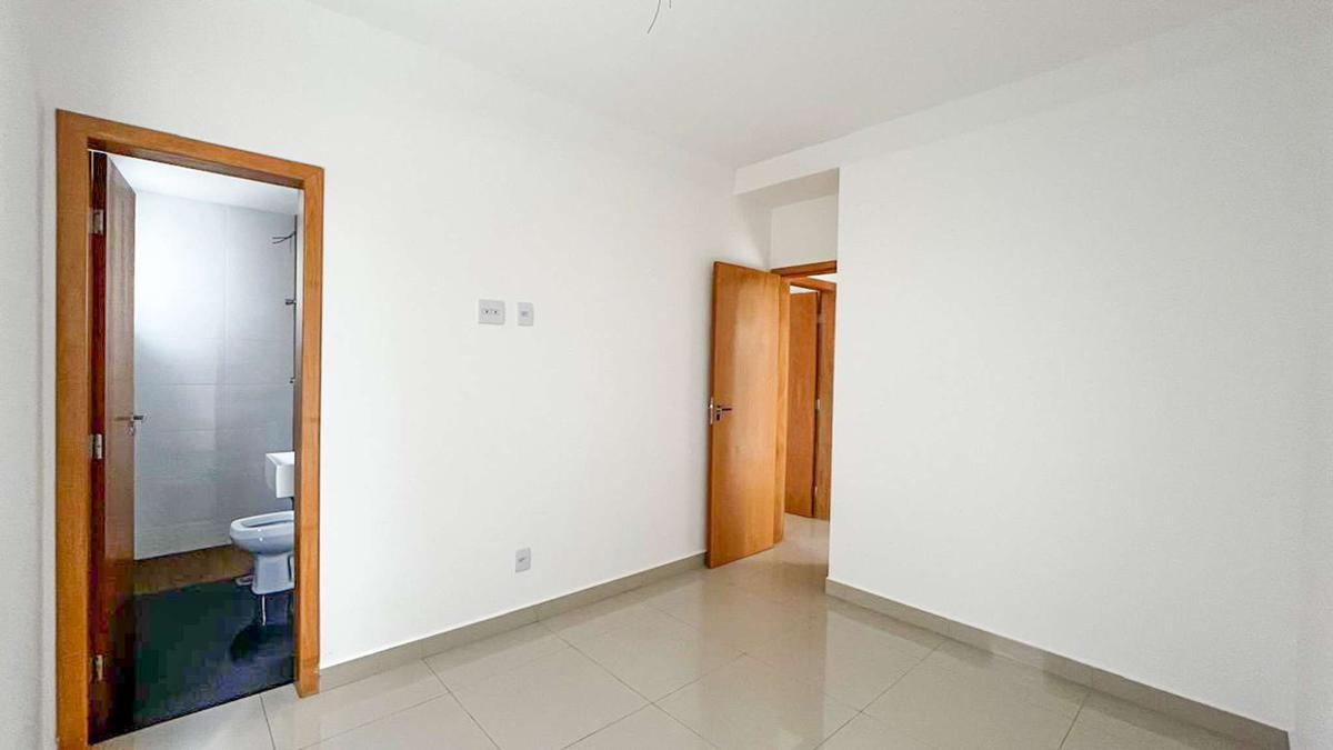 Apartamento, Vila Paris, 2 Quartos, 2 Vagas, 2 Suítes