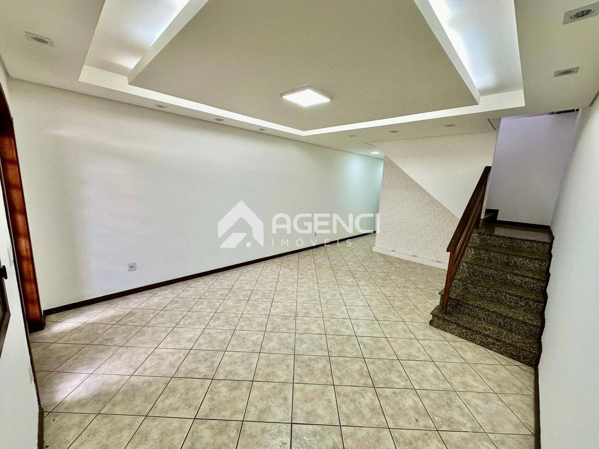 Casa, Parque Xangri-lá, 4 Quartos, 0 Vaga, 1 Suíte