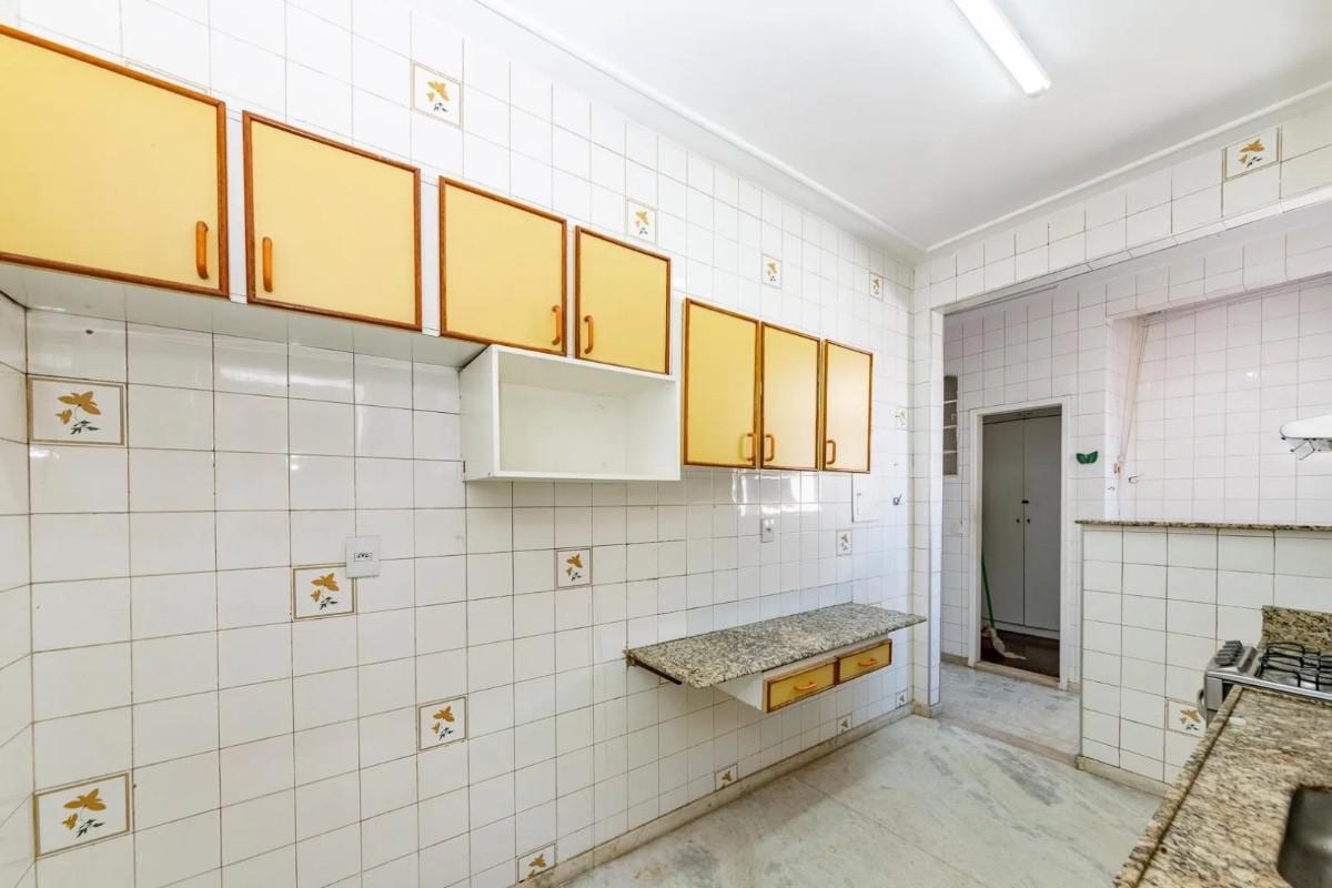 Apartamento, Coração de Jesus, 4 Quartos, 2 Vagas, 1 Suíte
