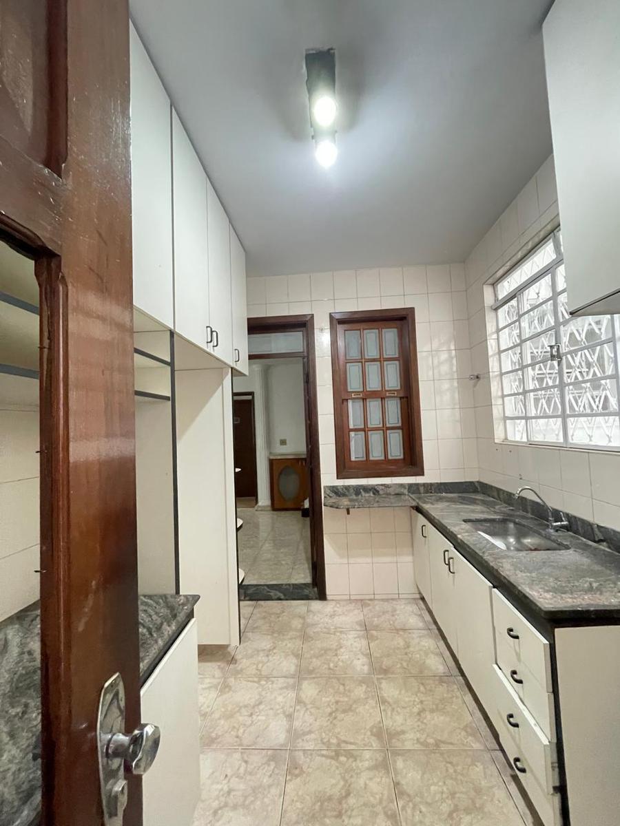 Casa, Cidade Nova, 3 Quartos, 4 Vagas, 1 Suíte