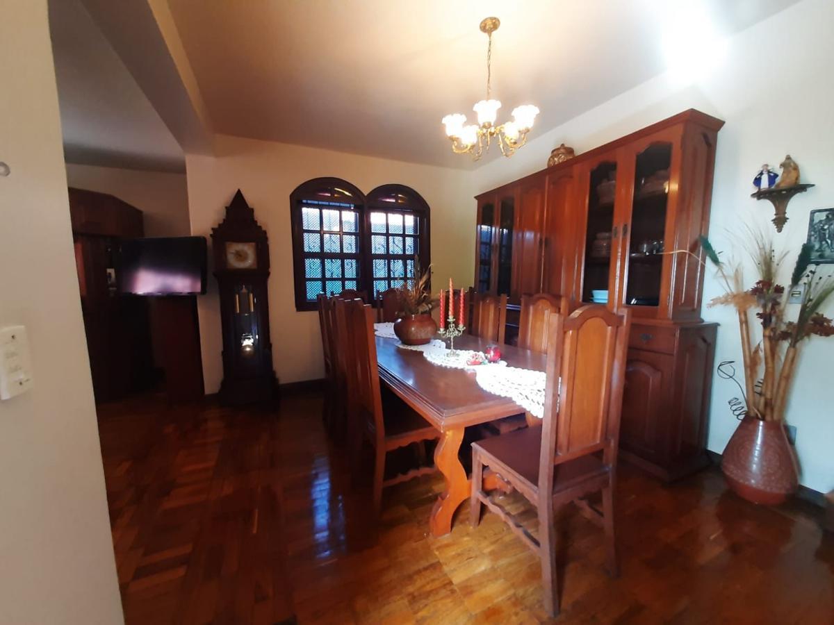 Casa, Jardim América, 4 Quartos, 4 Vagas, 2 Suítes