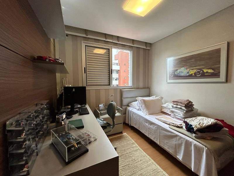 Apartamento, Serra, 4 Quartos, 3 Vagas, 2 Suítes