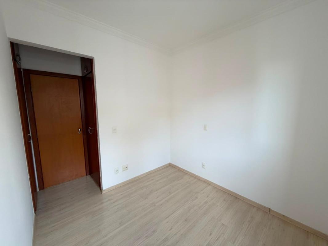 Apartamento, Estoril, 3 Quartos, 1 Vaga, 1 Suíte