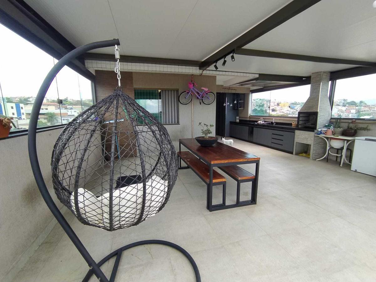 Cobertura, Palmeiras, 3 Quartos, 2 Vagas, 1 Suíte