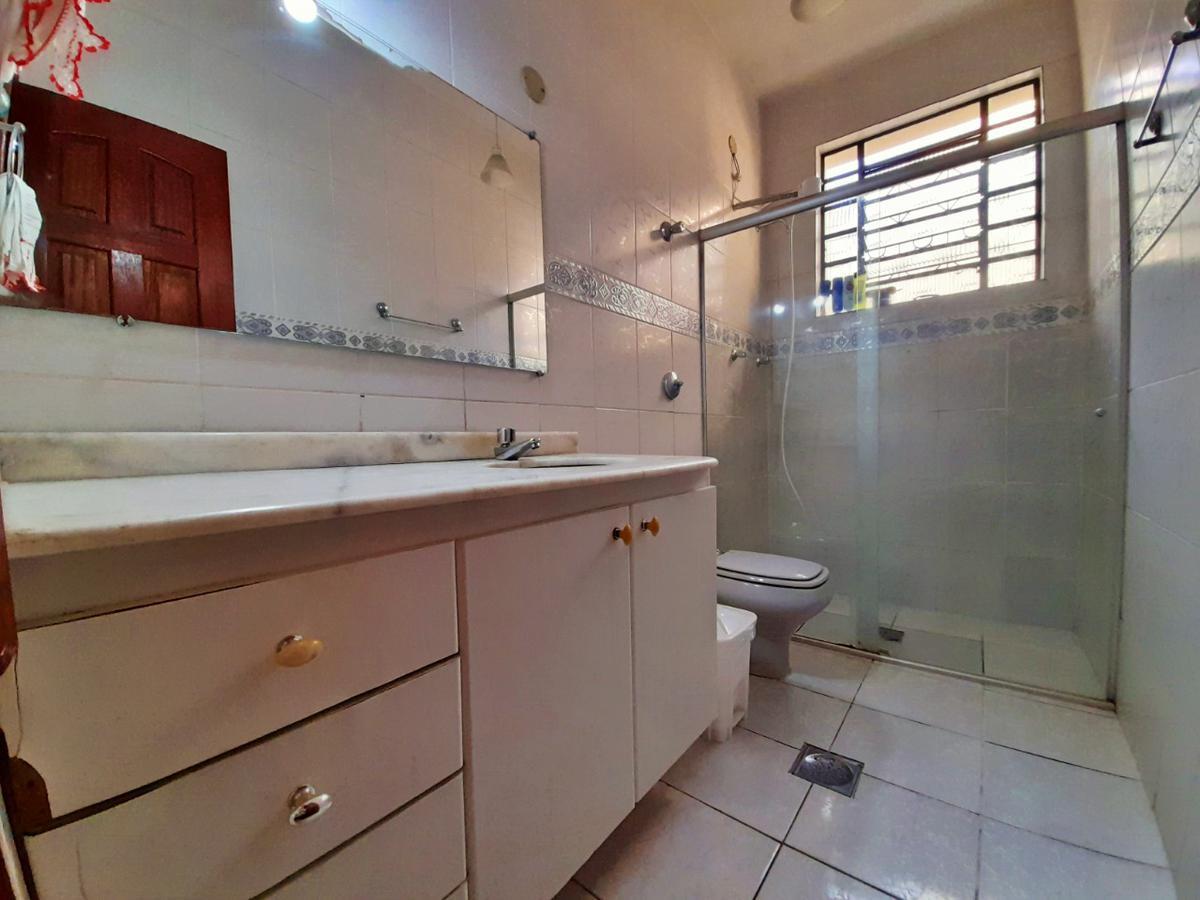 Casa, Caiçaras, 4 Quartos, 5 Vagas, 1 Suíte