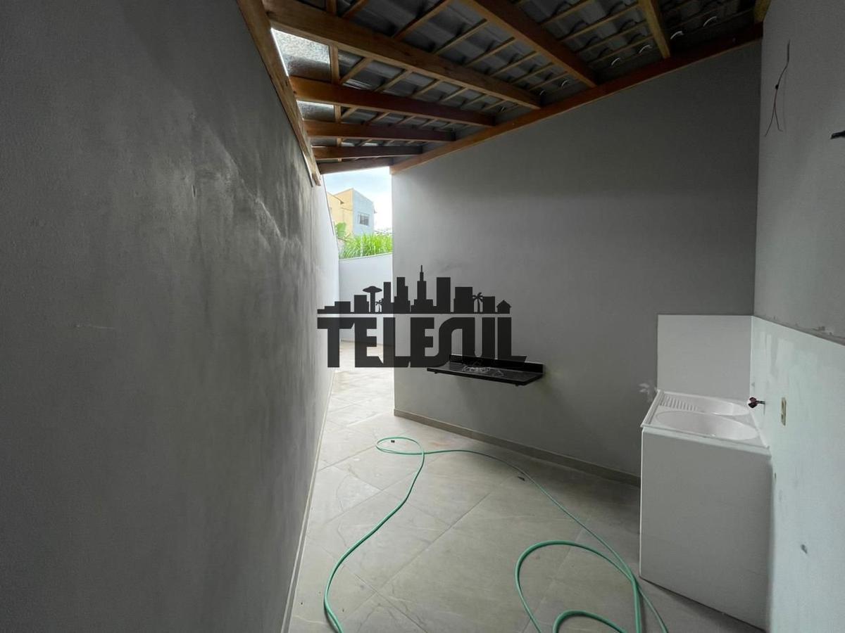 Casa, Parque Ileana, 3 Quartos, 2 Vagas, 1 Suíte