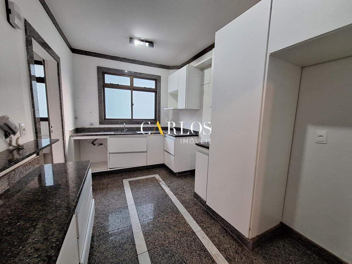 Apartamento, Luxemburgo, 4 Quartos, 3 Vagas, 1 Suíte
