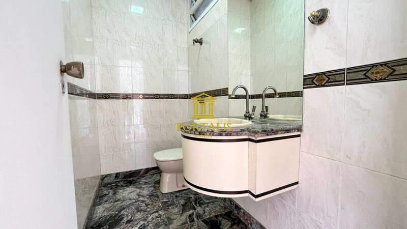 Apartamento, Centro, 4 Quartos, 2 Vagas, 1 Suíte