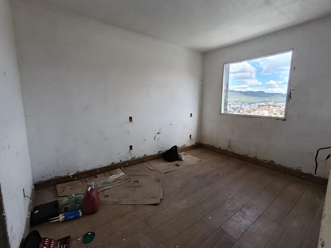 Apartamento, Barreiro, 3 Quartos, 2 Vagas, 1 Suíte
