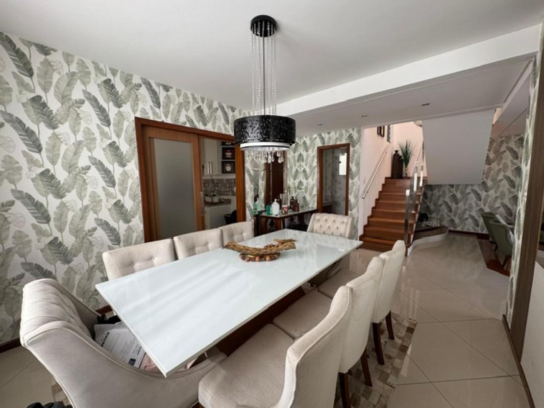 Casa, Manacás, 3 Quartos, 4 Vagas, 1 Suíte