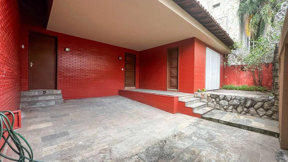 Casa, Santo Antônio, 4 Quartos, 2 Vagas, 2 Suítes