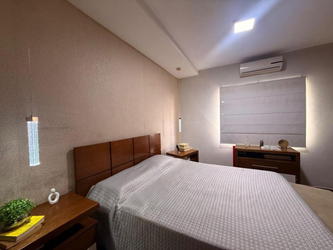 Casa, Campos Elíseos, 3 Quartos, 4 Vagas, 1 Suíte