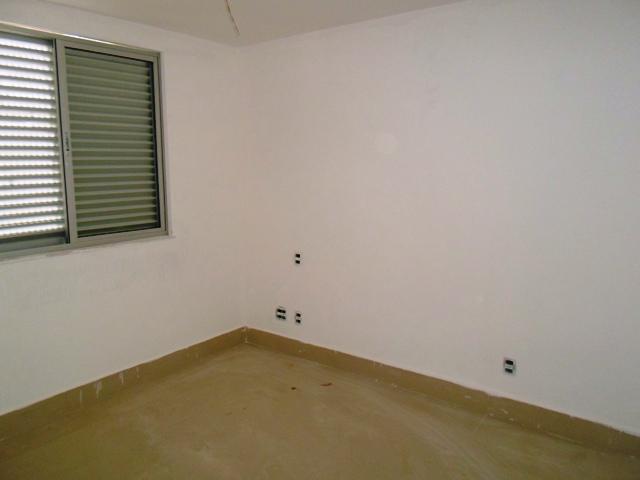 Apartamento, Castelo, 3 Quartos, 4 Vagas, 1 Suíte