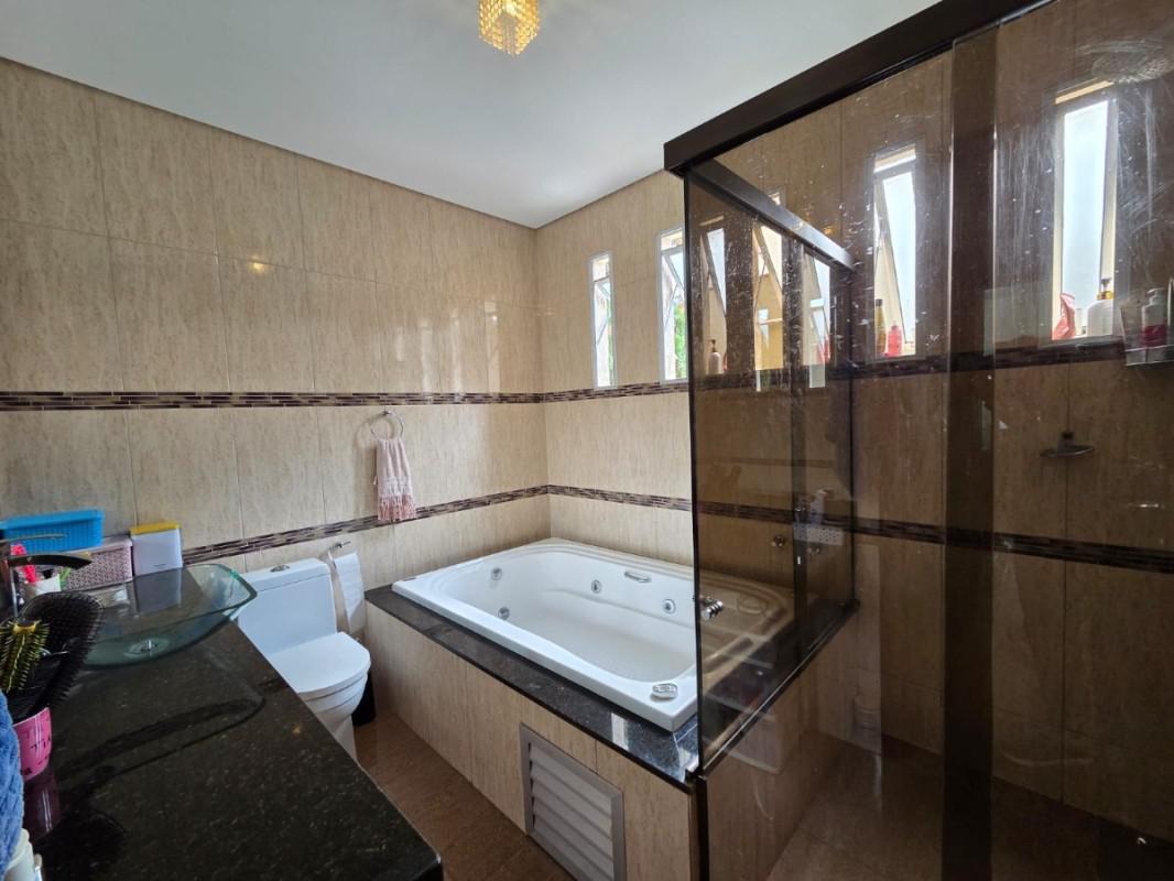 Casa, Aparecida, 4 Quartos, 6 Vagas, 1 Suíte