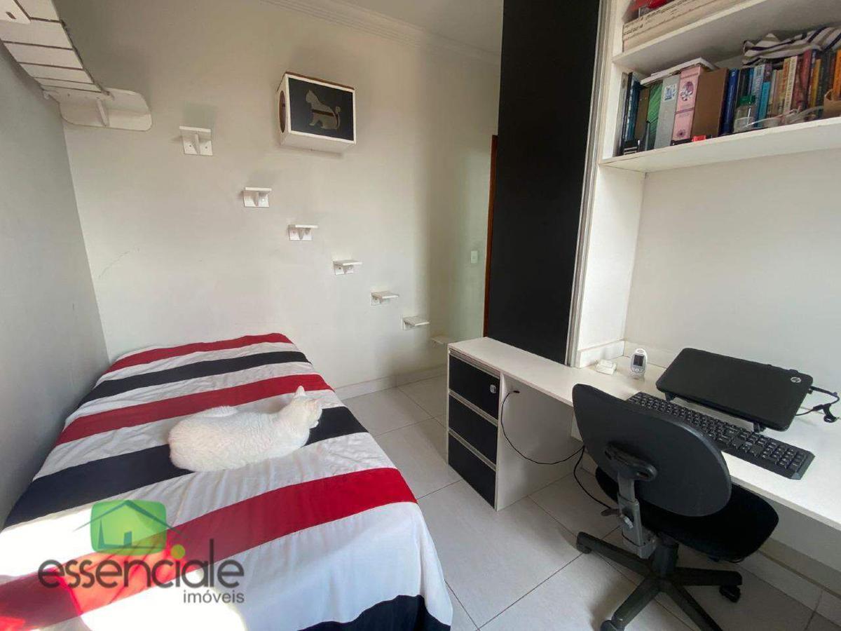 Casa, Fonte Grande, 3 Quartos, 2 Vagas, 1 Suíte