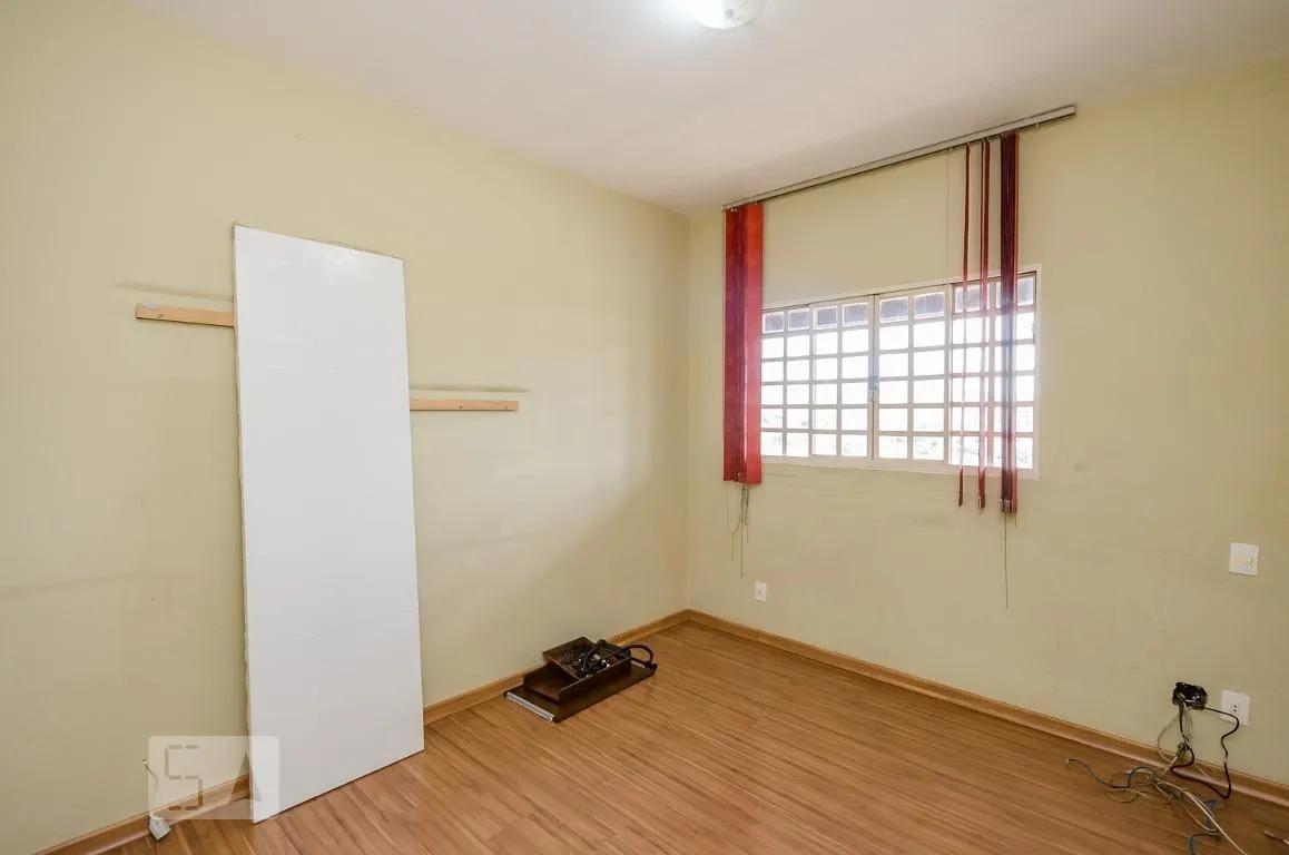 Casa, Havaí, 3 Quartos, 3 Vagas, 1 Suíte