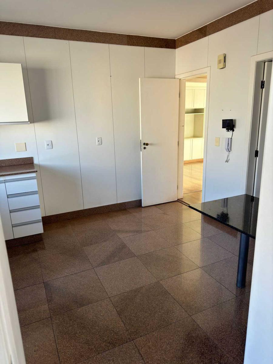 Apartamento, Sion, 2 Quartos, 3 Vagas, 2 Suítes