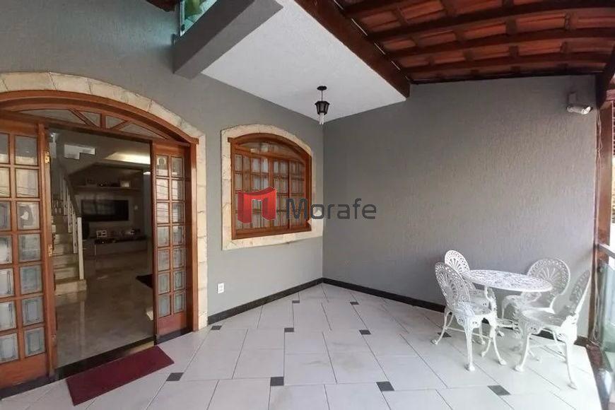 Casa, Serrano, 3 Quartos, 4 Vagas, 1 Suíte