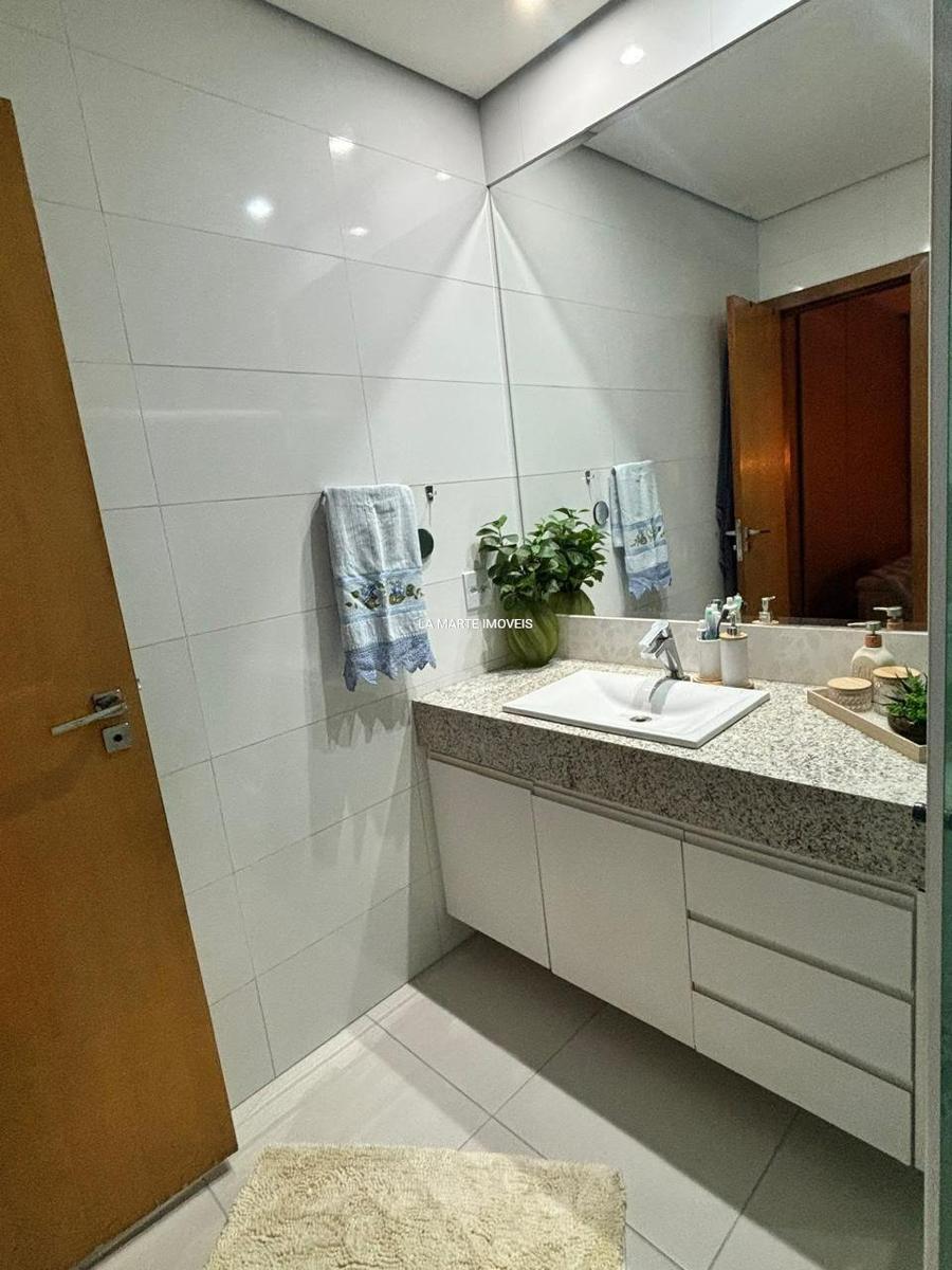 Casa, Jardim Riacho das Pedras, 3 Quartos, 4 Vagas, 1 Suíte