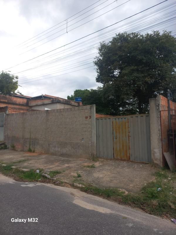 Lote, Florença, 0 Quarto, 0 Vaga