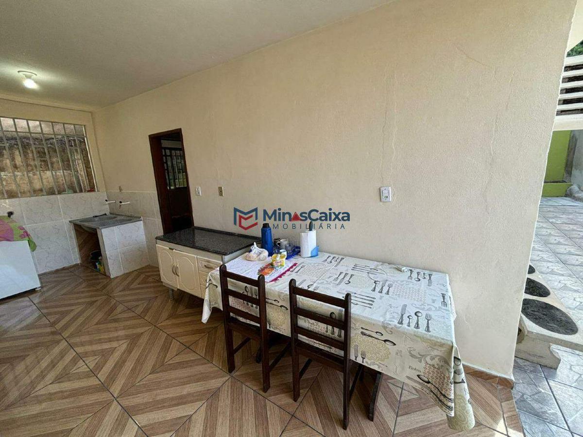 Casa, Bromélias, 4 Quartos, 2 Vagas, 1 Suíte