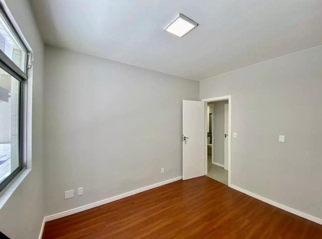 Apartamento, Castelo, 3 Quartos, 2 Vagas, 1 Suíte