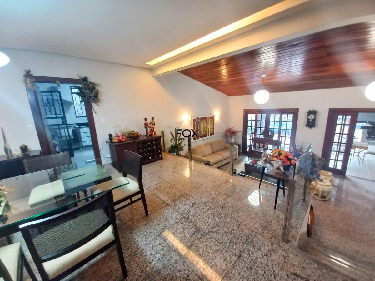 Casa, Santa Lúcia, 4 Quartos, 4 Vagas, 2 Suítes
