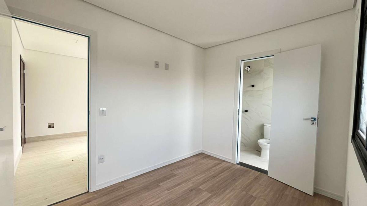 Cobertura, Itapoã, 4 Quartos, 2 Vagas, 2 Suítes