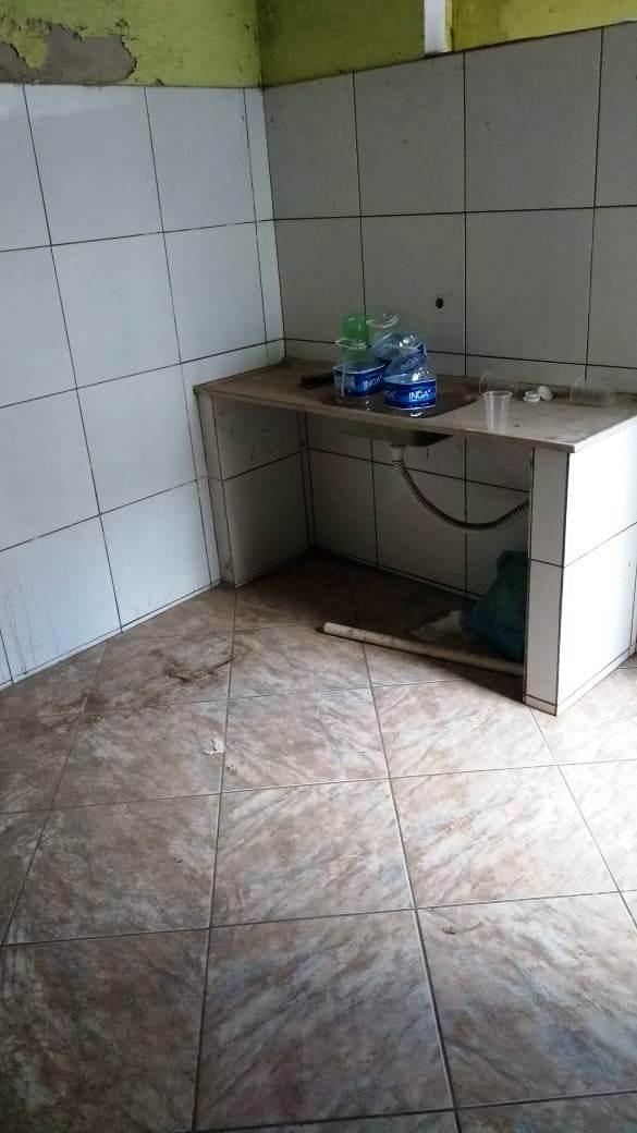 Casa, Sagrada Família, 4 Quartos, 0 Vaga, 1 Suíte